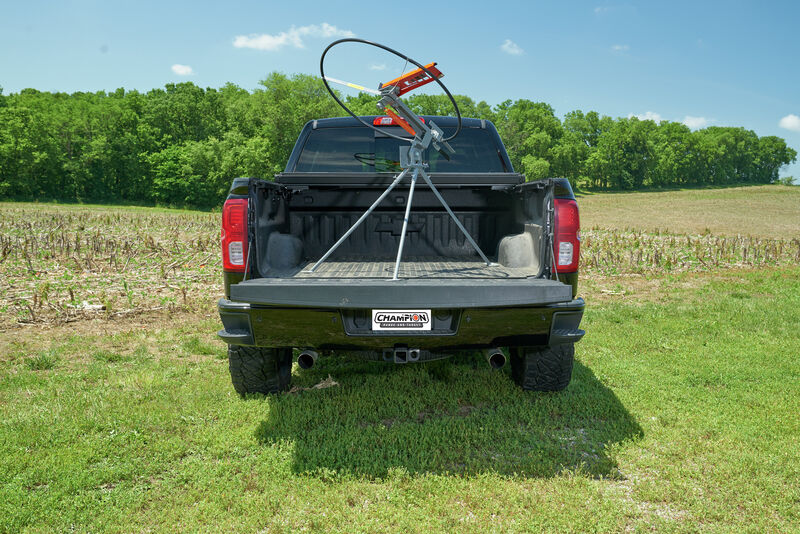 Skybird&reg; 3/4 Cock Trap with Tri-Pod Stand